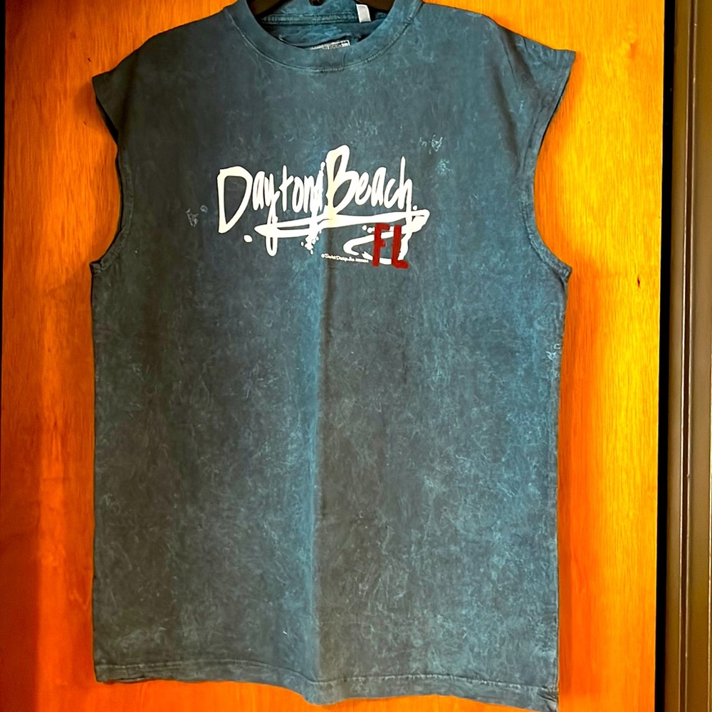 Basic Vintage Daytona Beach sleeveless tank tops size XL.  2 shirts